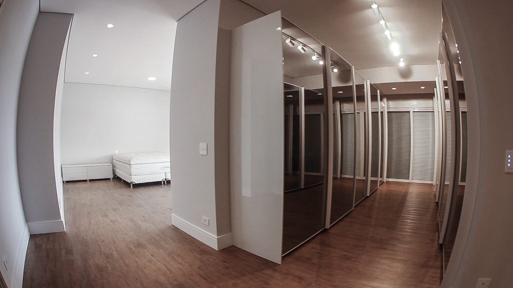 Closet: luxo ou necessidade? / Foto: Celso Ocre Art